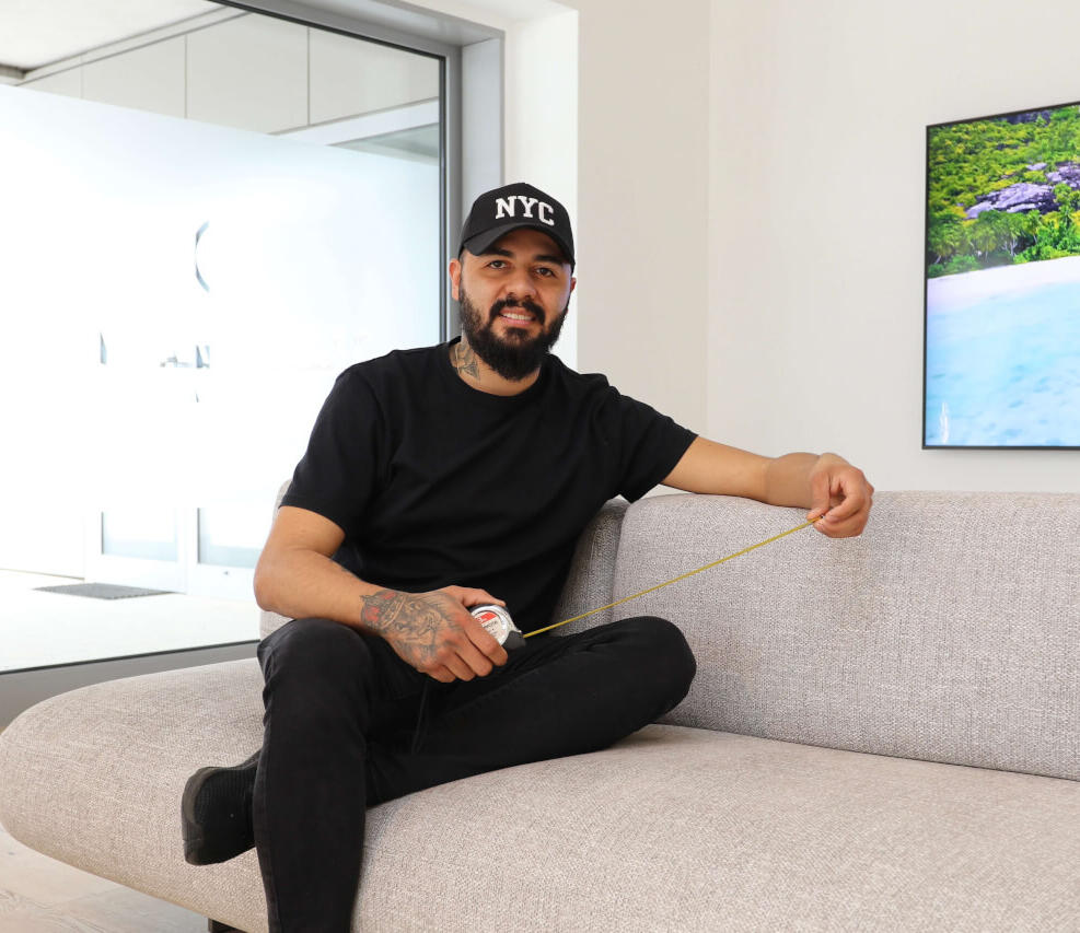 Alejandro makes sure every house and apartment and villa is spotless